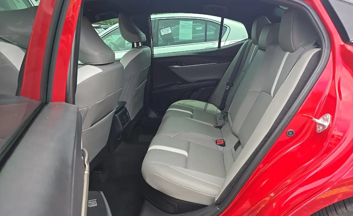 Used 2026 Toyota Camry SE w/ Multimedia Upgrade Package FWD image 6