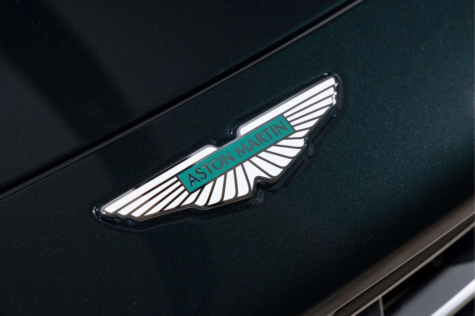 New 2026 Aston Martin V8 Vantage Roadster image 19