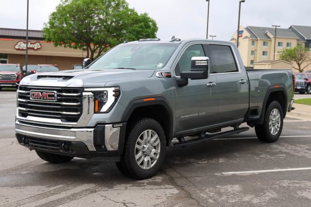 Used 2024 GMC Sierra 2500 SLT w/ SLT Convenience Package AWD/4WD image 18