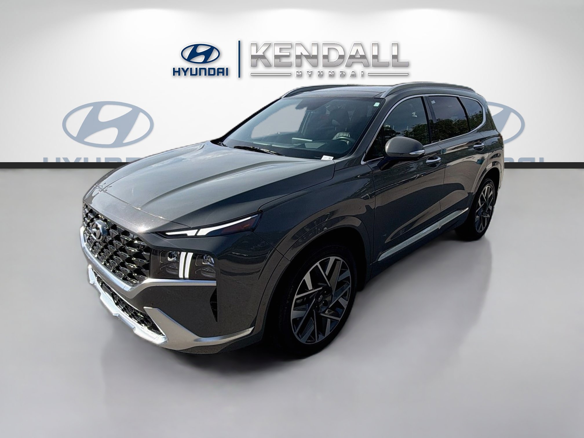 Used 2023 Hyundai Santa Fe Calligraphy FWD image 3