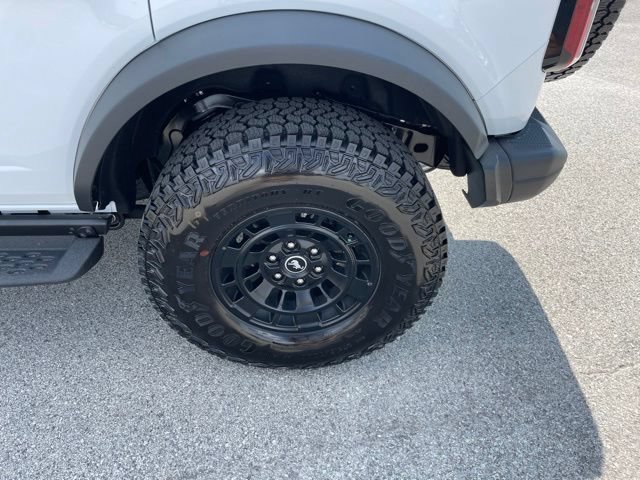 New 2026 Ford Bronco Badlands w/ Sasquatch Package AWD/4WD image 16