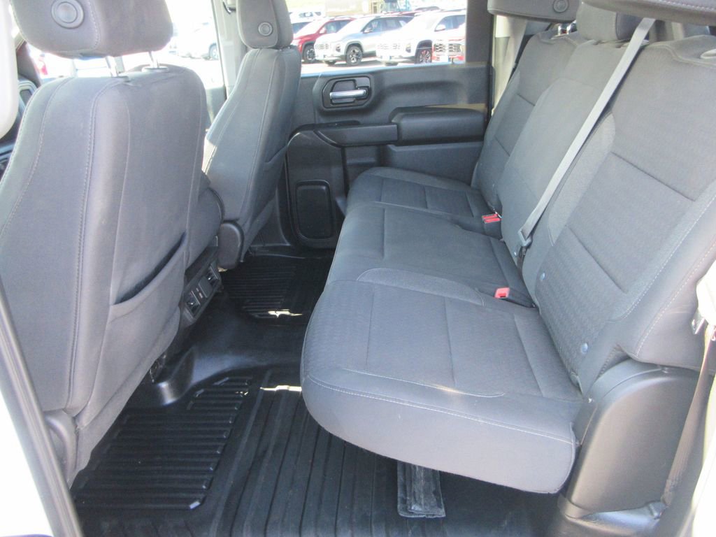 Used 2024 GMC Sierra 2500 Pro w/ Convenience Package image 17