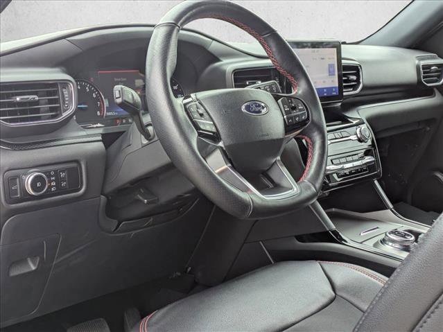 Used 2023 Ford Explorer ST-Line w/ Class IV Trailer Tow Package image 10