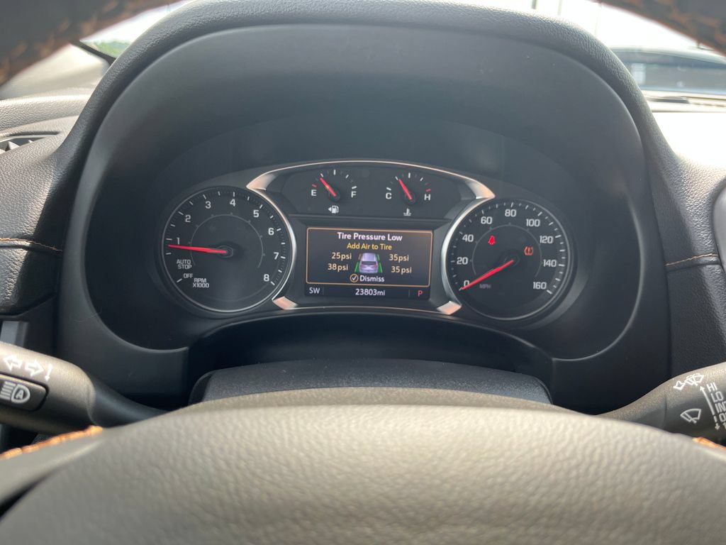 Used 2023 GMC Terrain AT4 AWD/4WD image 15