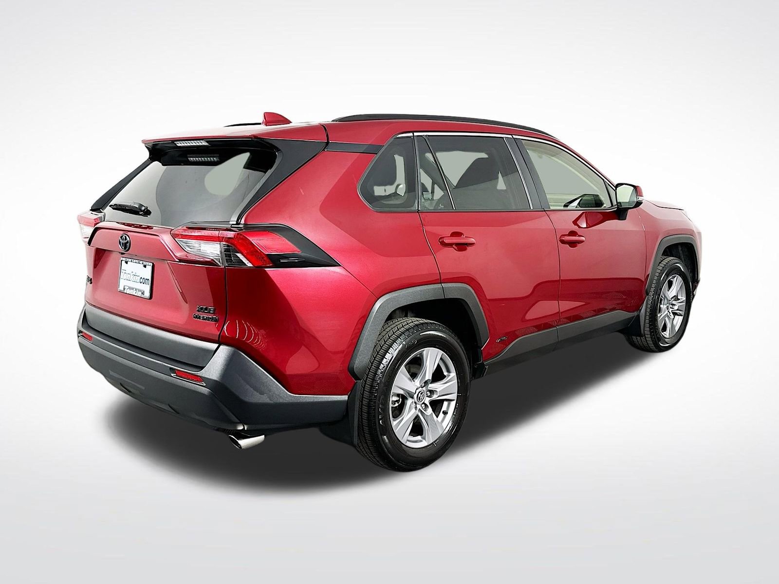 Used 2024 Toyota RAV4 XLE w/ Convenience Package image 8