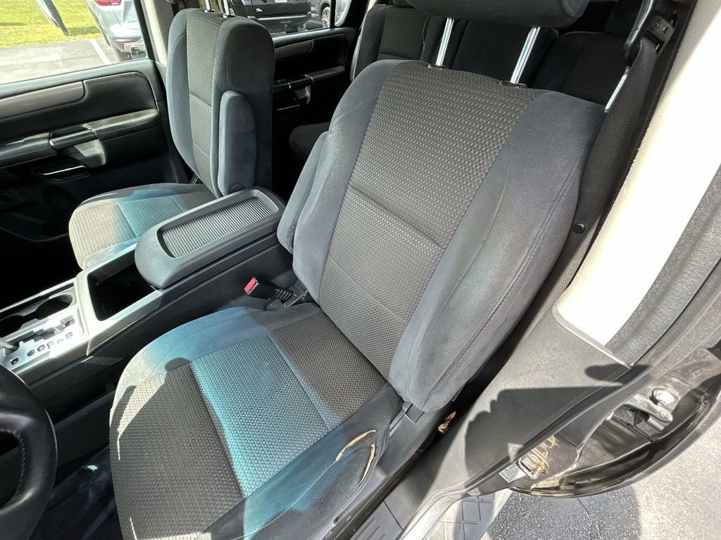Used 2014 Nissan Armada SV w/ SV Driver Package RWD image 14