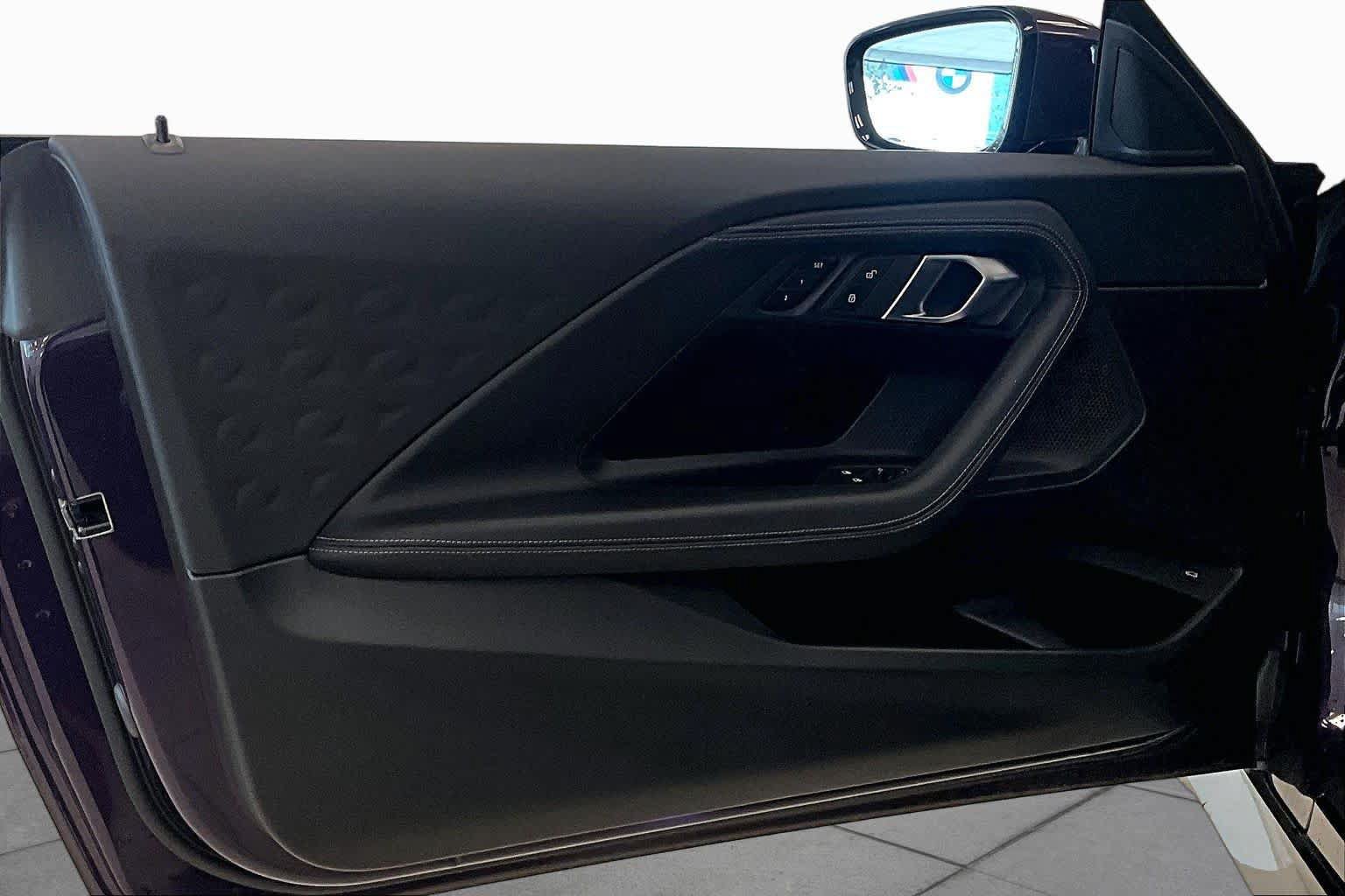 Used 2024 BMW 230i Coupe w/ Premium Package RWD image 19