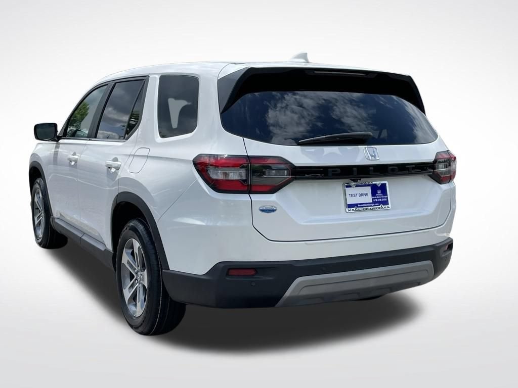 Certified 2025 Honda Pilot EX-L image 4