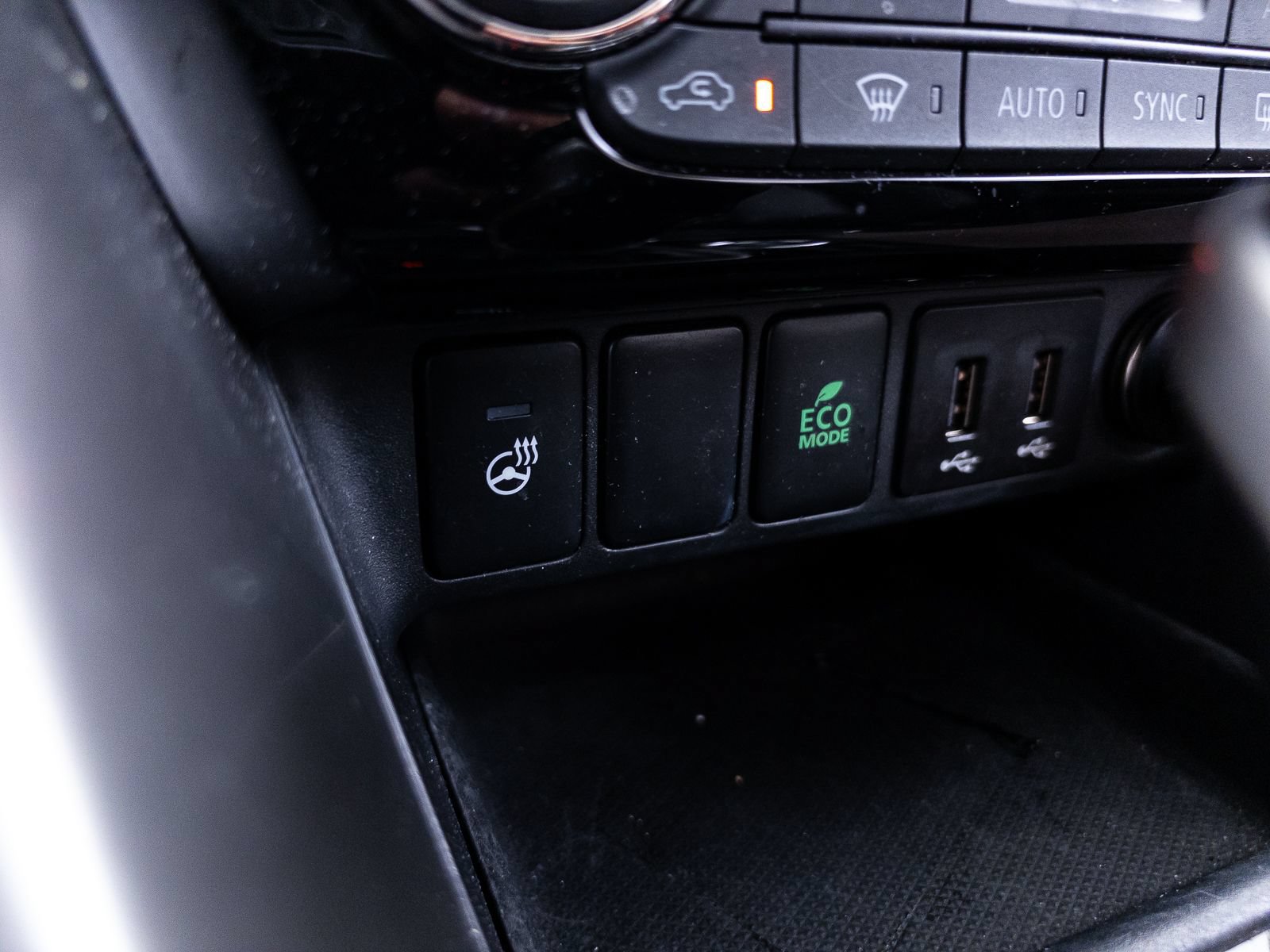 Used 2018 Mitsubishi Eclipse Cross SE AWD/4WD image 32