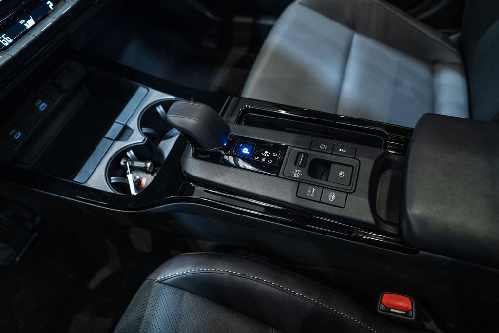 New 2026 Toyota Prius Plug-In Hybrid FWD image 19