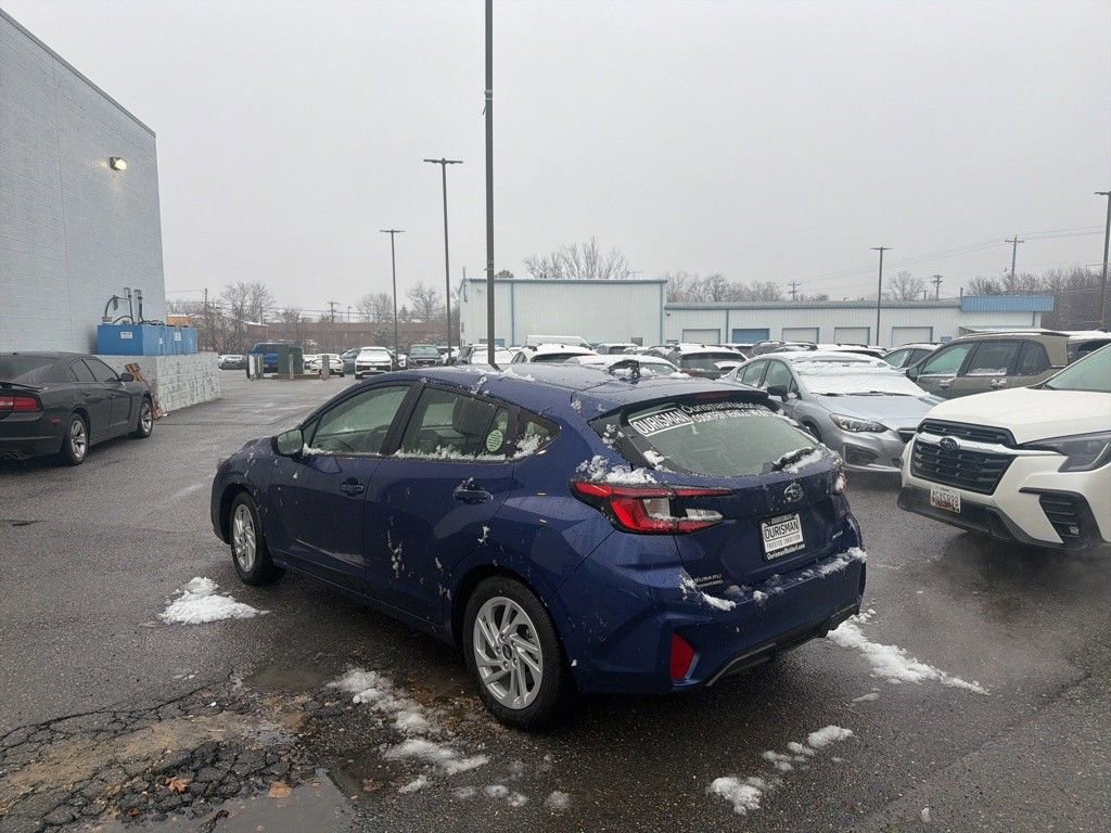 Certified 2025 Subaru Impreza 2.0i image 5