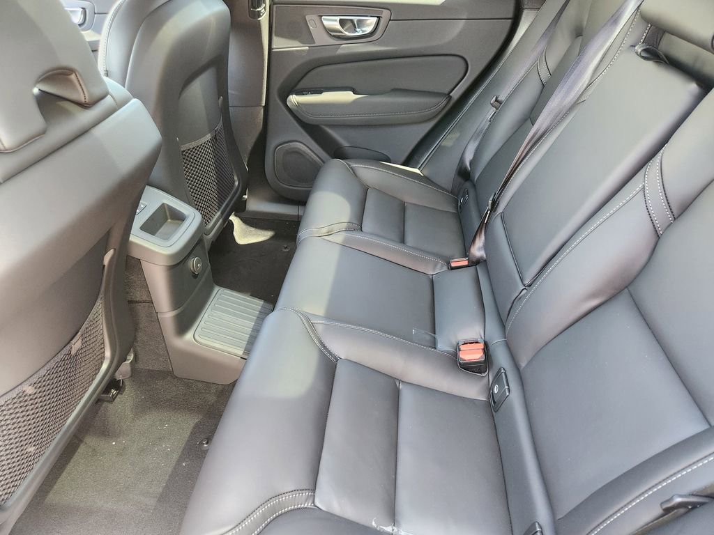 New 2026 Volvo XC60 T8 Ultra w/ Climate Package AWD/4WD image 19