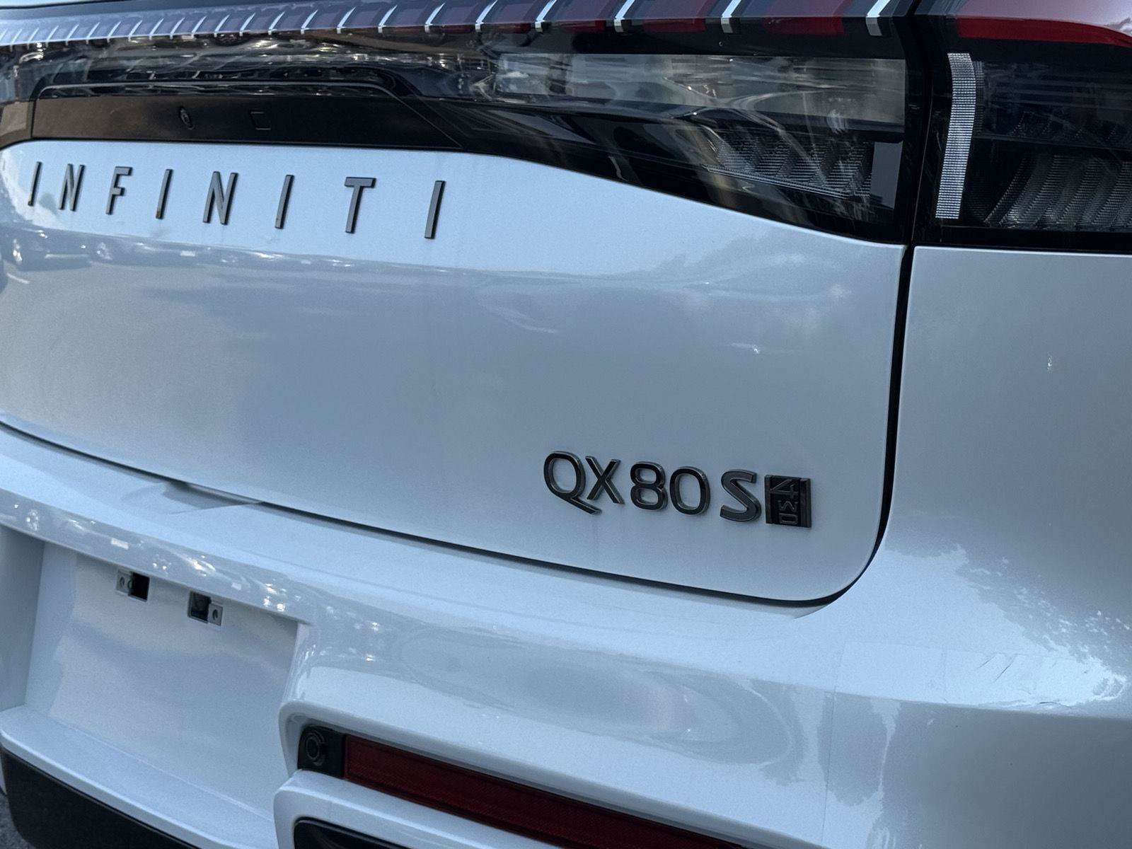 New 2027 INFINITI QX80 Sensory AWD/4WD image 7