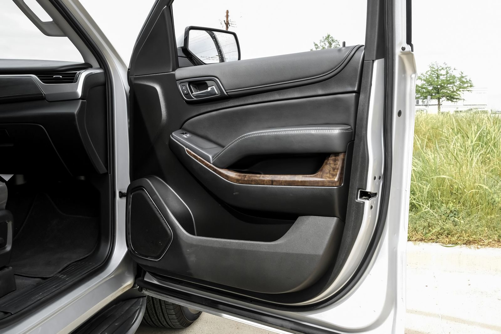 Used 2020 Chevrolet Tahoe LS RWD image 45