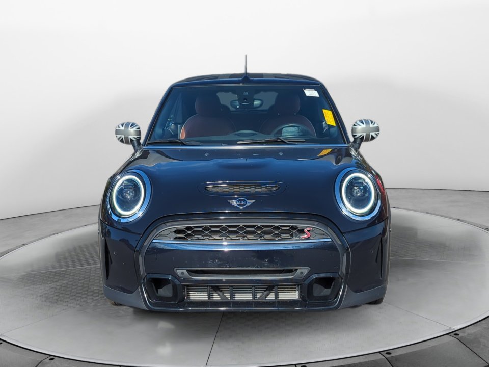 Used 2022 MINI Cooper S w/ Driver Assistance Package image 2
