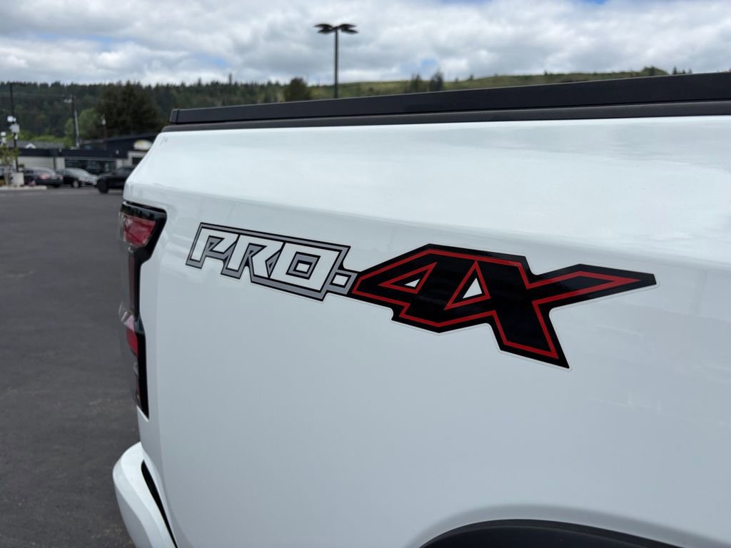 Used 2023 Nissan Frontier PRO-4X w/ Technology Package AWD/4WD image 35