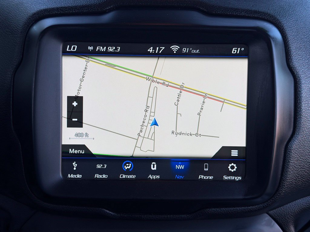 Used 2018 Jeep Renegade Altitude w/ UConnect 8.4 Nav Group FWD image 28