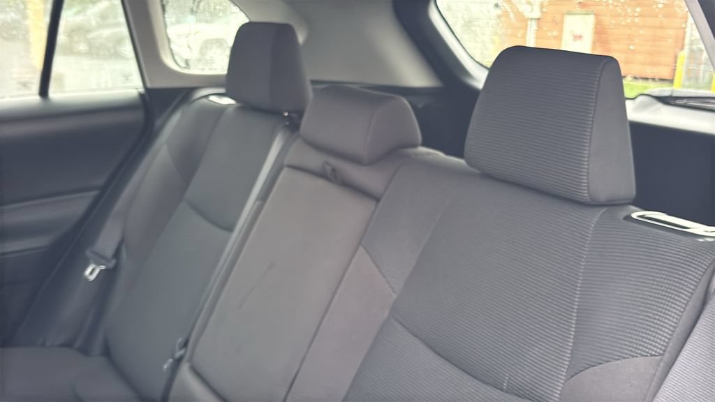 Used 2025 Toyota RAV4 LE AWD/4WD image 25