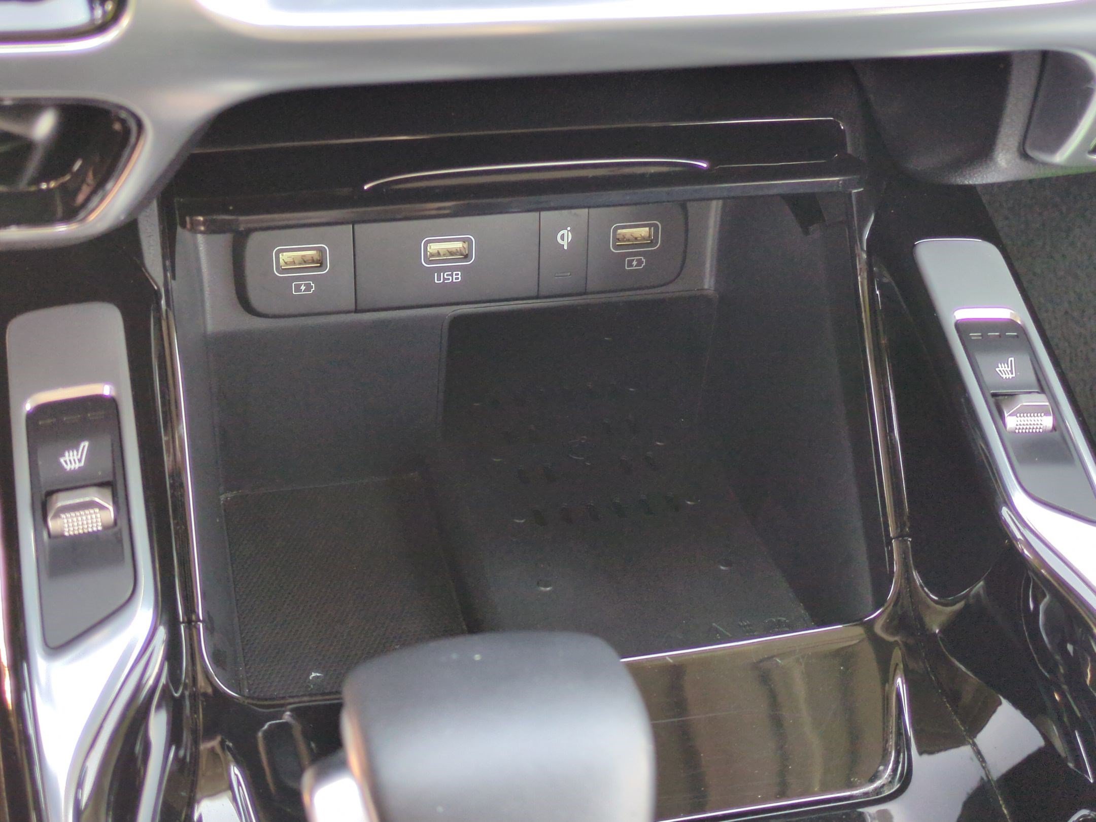 Used 2022 Kia Sorento SX FWD image 28