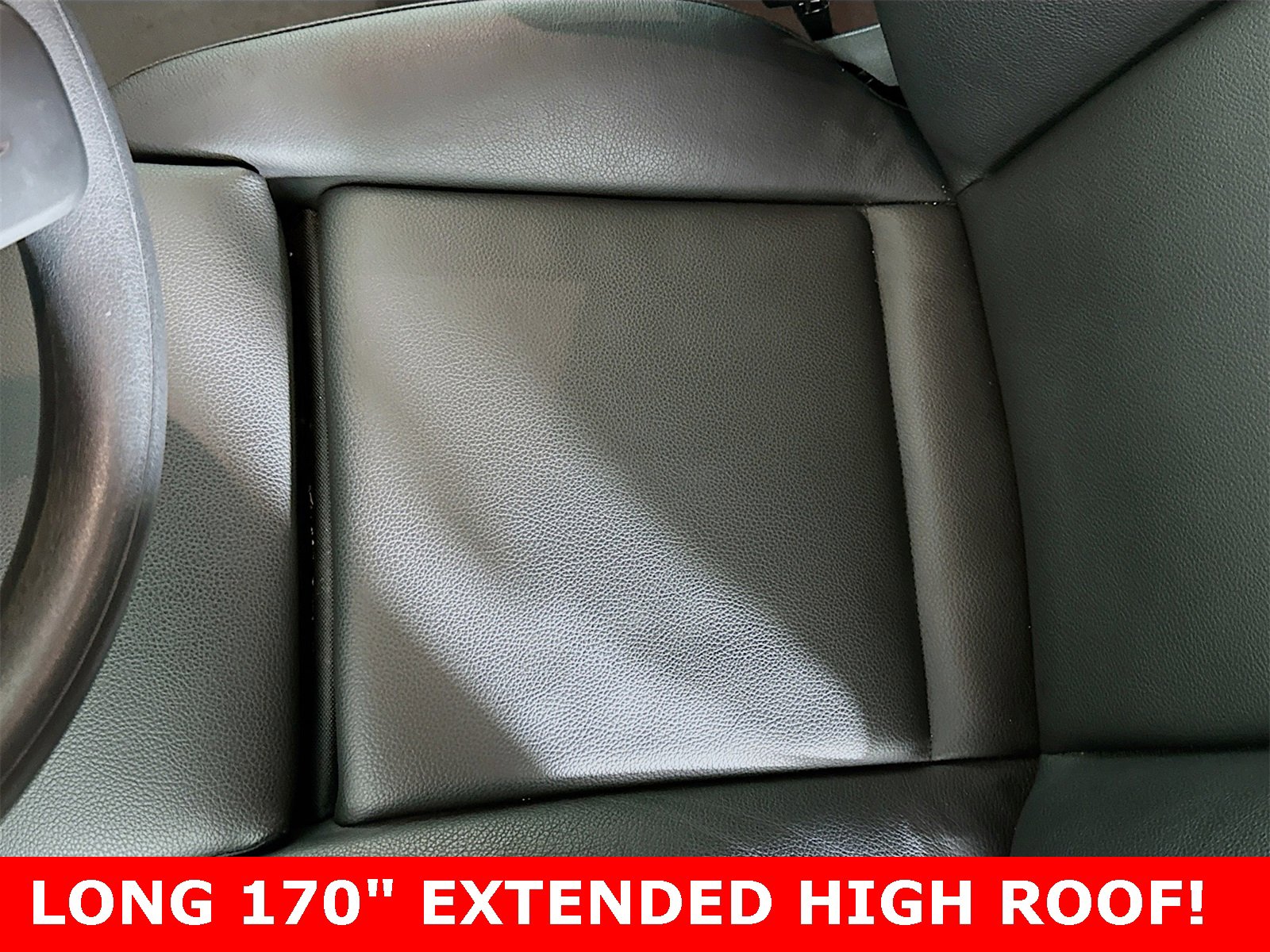 Used 2024 Mercedes-Benz Sprinter 2500 image 19