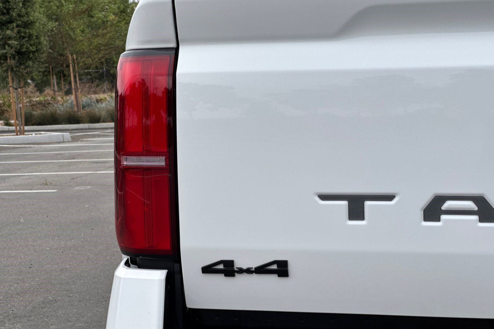 Used 2025 Toyota Tacoma TRD Off-Road image 38