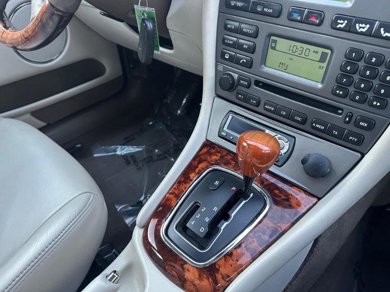 Used 2007 Jaguar X-TYPE 3.0 image 40