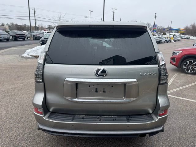 Used 2023 Lexus GX 460 Premium w/ Accessory Package image 11