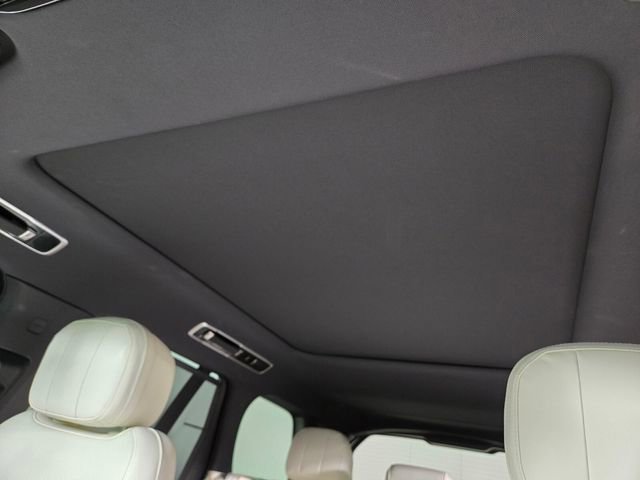 Used 2024 Land Rover Range Rover SE image 14
