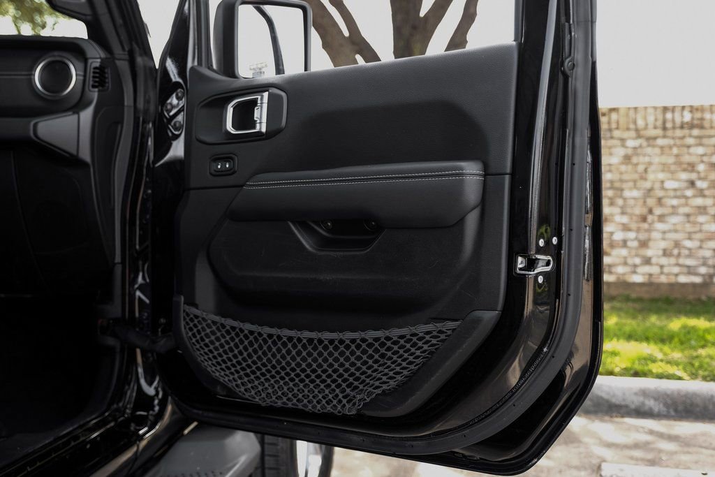 Used 2023 Jeep Wrangler Sahara w/ Cold Weather Group image 55