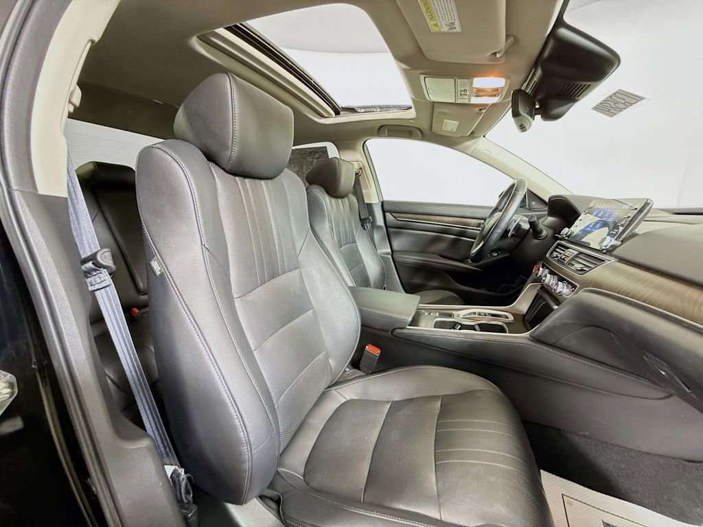 Used 2019 Honda Accord EX-L image 26