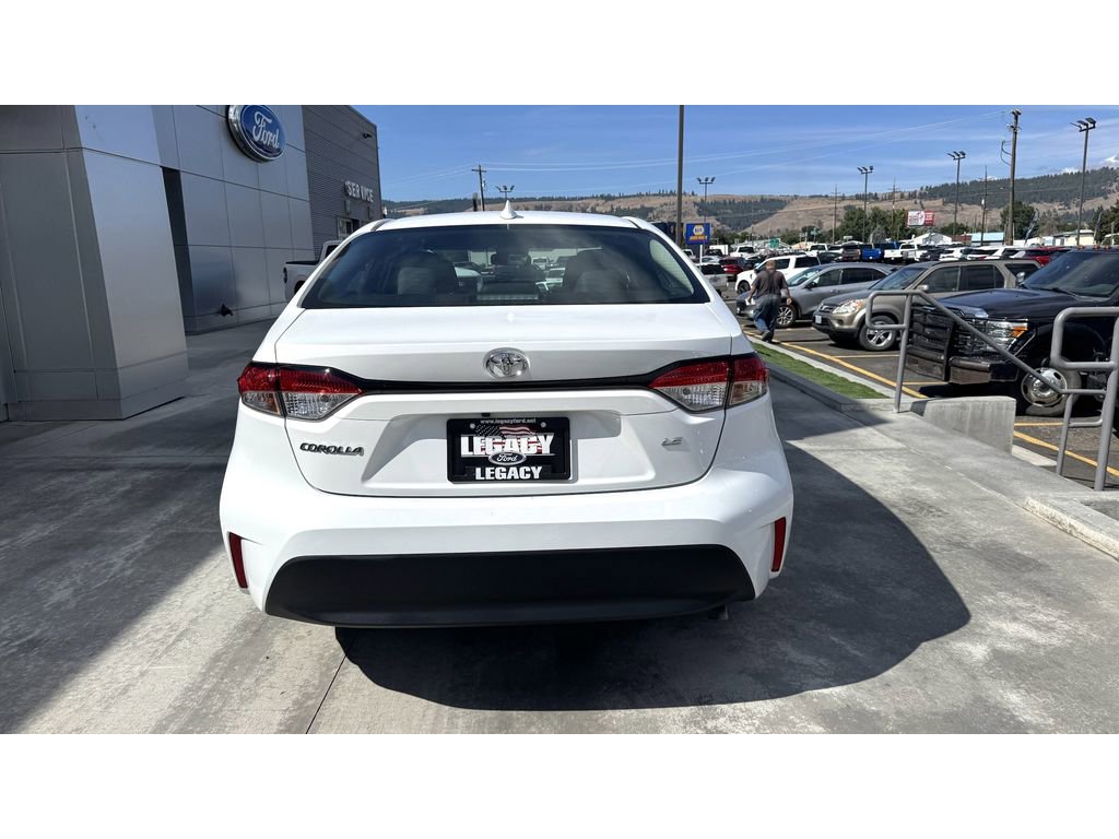 Used 2024 Toyota Corolla LE image 6