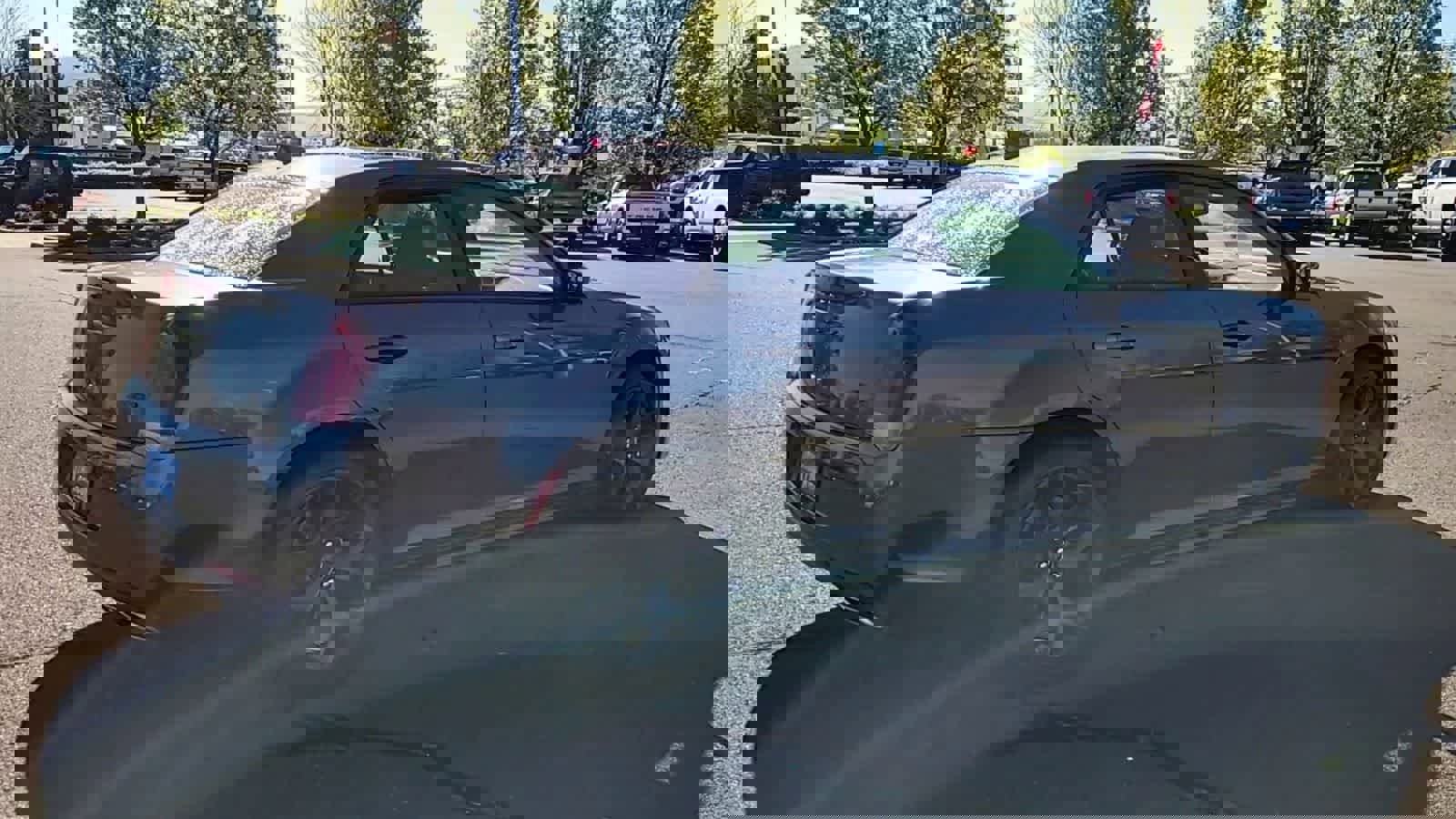 Used 2023 Chrysler 300 Touring L w/ Popular Equipment Group image 8