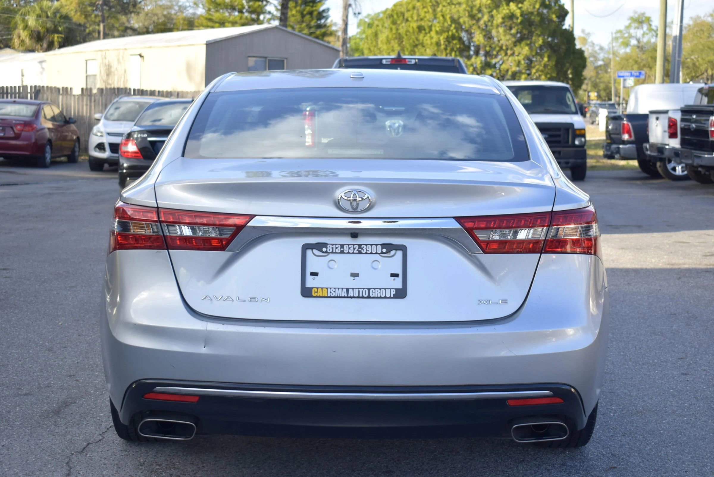 Used 2018 Toyota Avalon XLE image 6