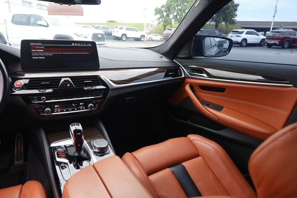 Used 2023 BMW M5 AWD/4WD image 28