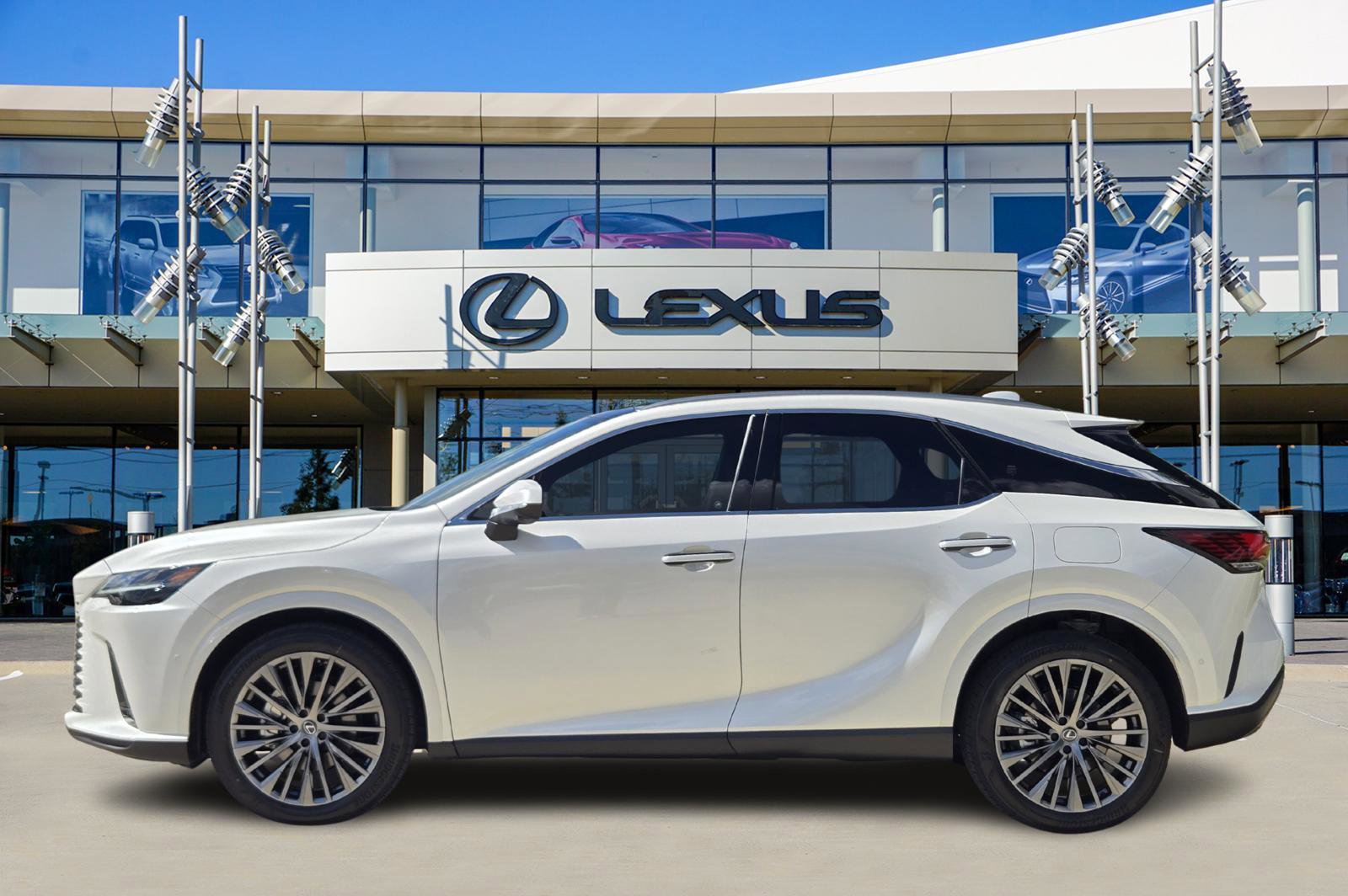 New 2025 Lexus RX 450h AWD w/ Luxury Package image 3
