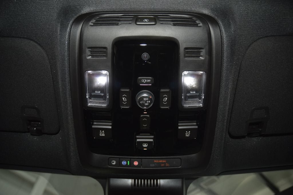 New 2026 Chevrolet Suburban Premier AWD/4WD image 54
