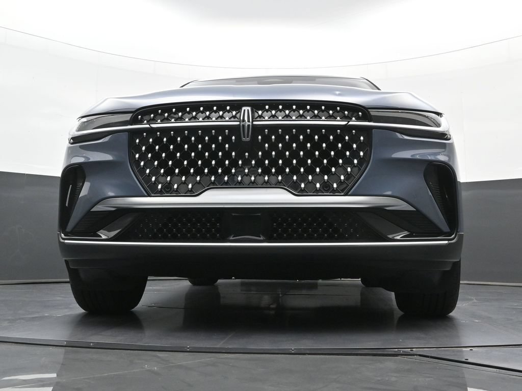 Used 2025 Lincoln Nautilus Premier w/ Equipment Group 102A AWD/4WD image 22