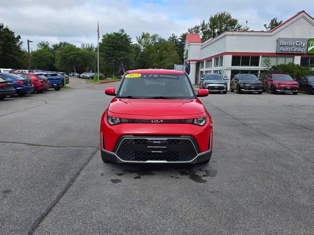 Certified 2023 Kia Soul LX FWD image 3
