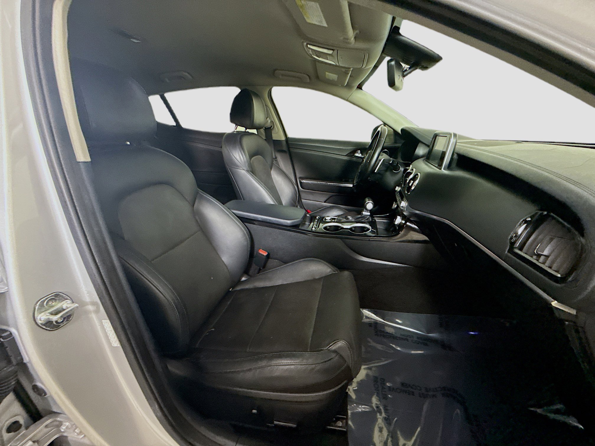 Used 2018 Kia Stinger image 29