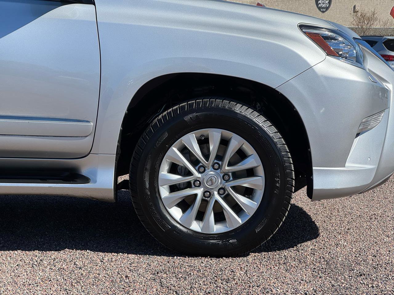 Used 2016 Lexus GX 460 w/ Premium Package image 16