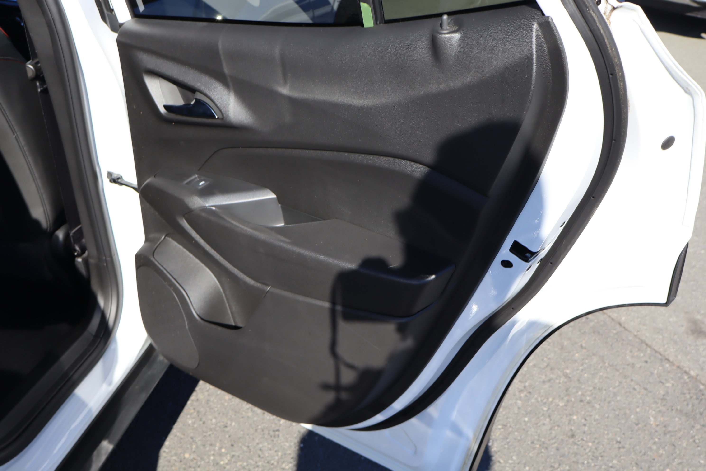 Certified 2024 Chevrolet Trax RS w/ Driver Confidence Package image 34