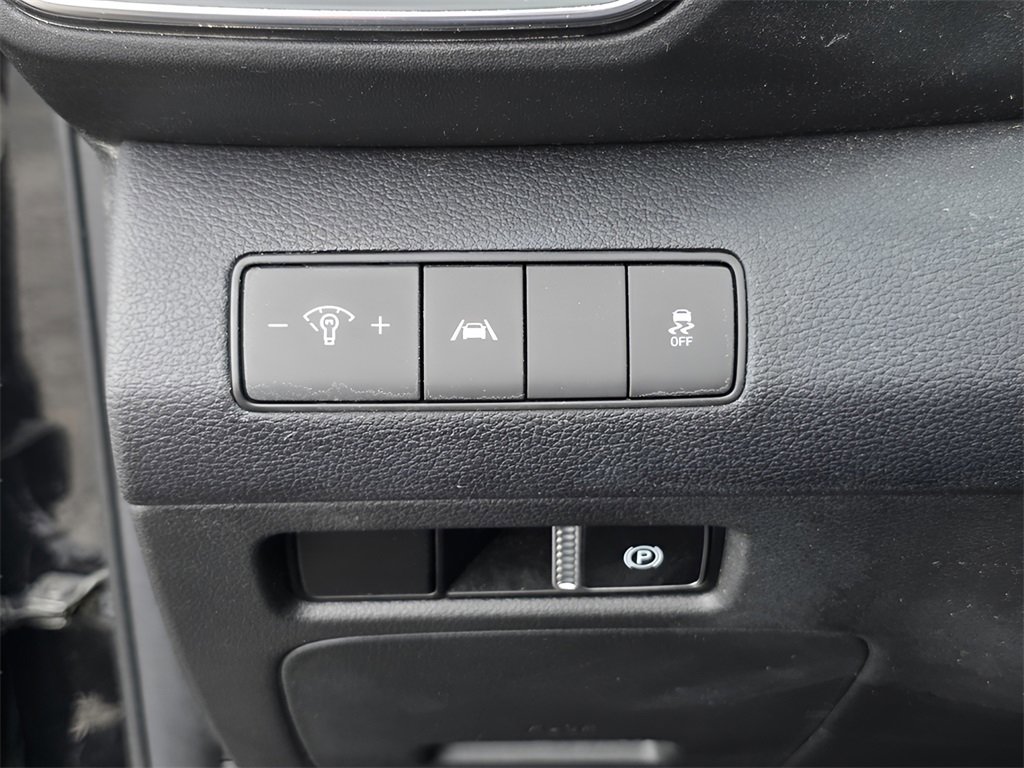 Used 2023 Hyundai Santa Fe SE image 24