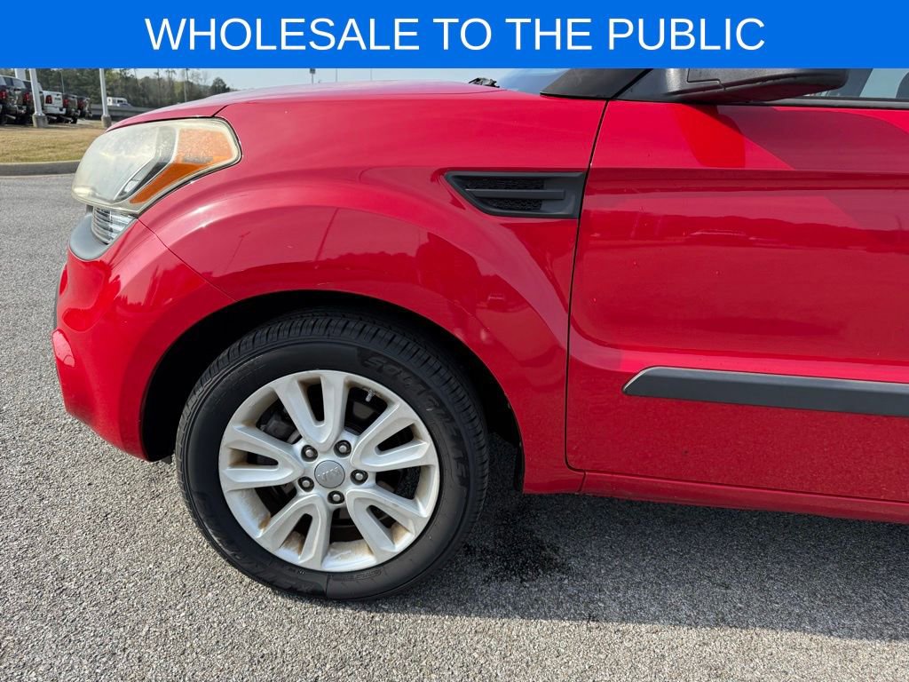 Used 2013 Kia Soul + image 24