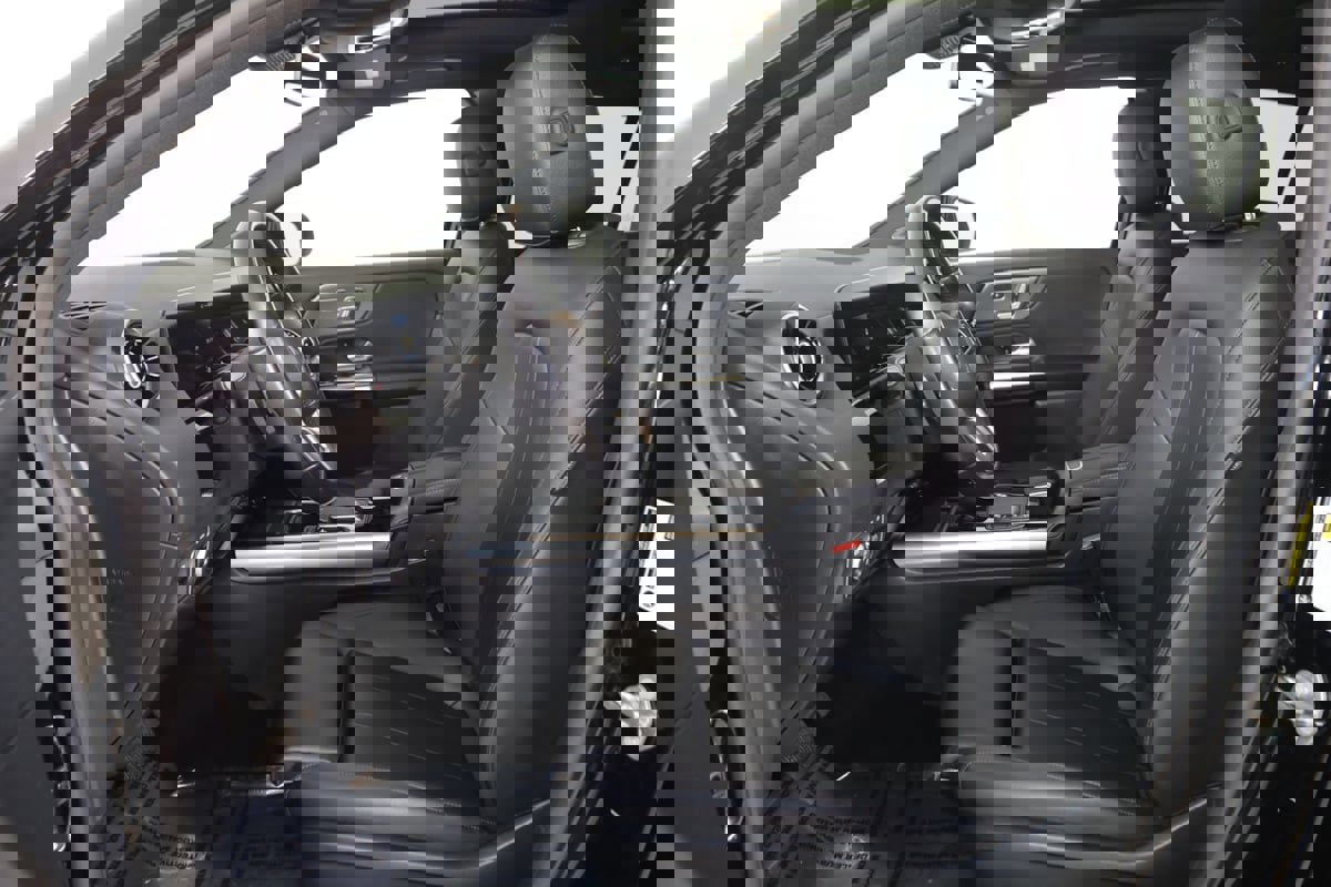 Used 2022 Mercedes-Benz GLA 250 4MATIC image 12