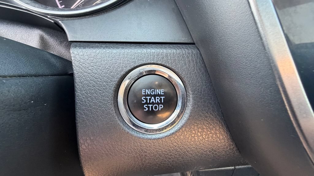 Used 2018 Toyota Camry XLE w/ Protection Package (Q2) FWD image 34