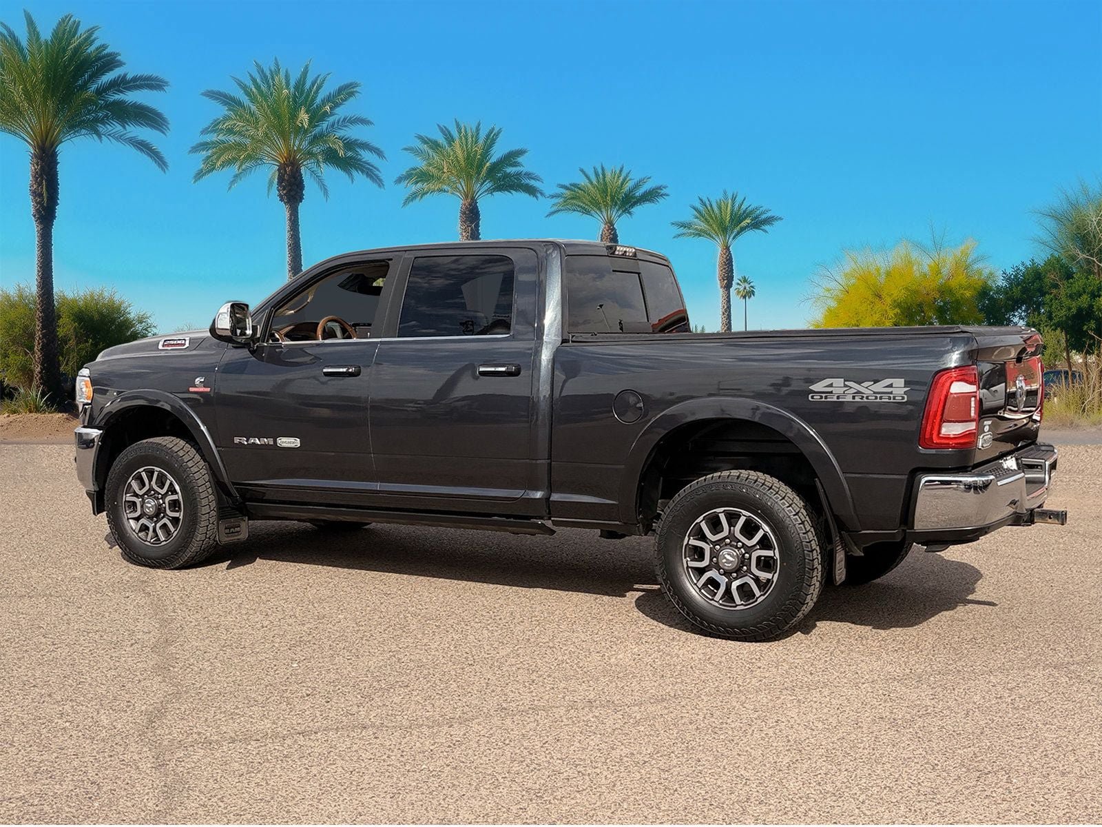 Used 2019 RAM 2500 Limited AWD/4WD image 3