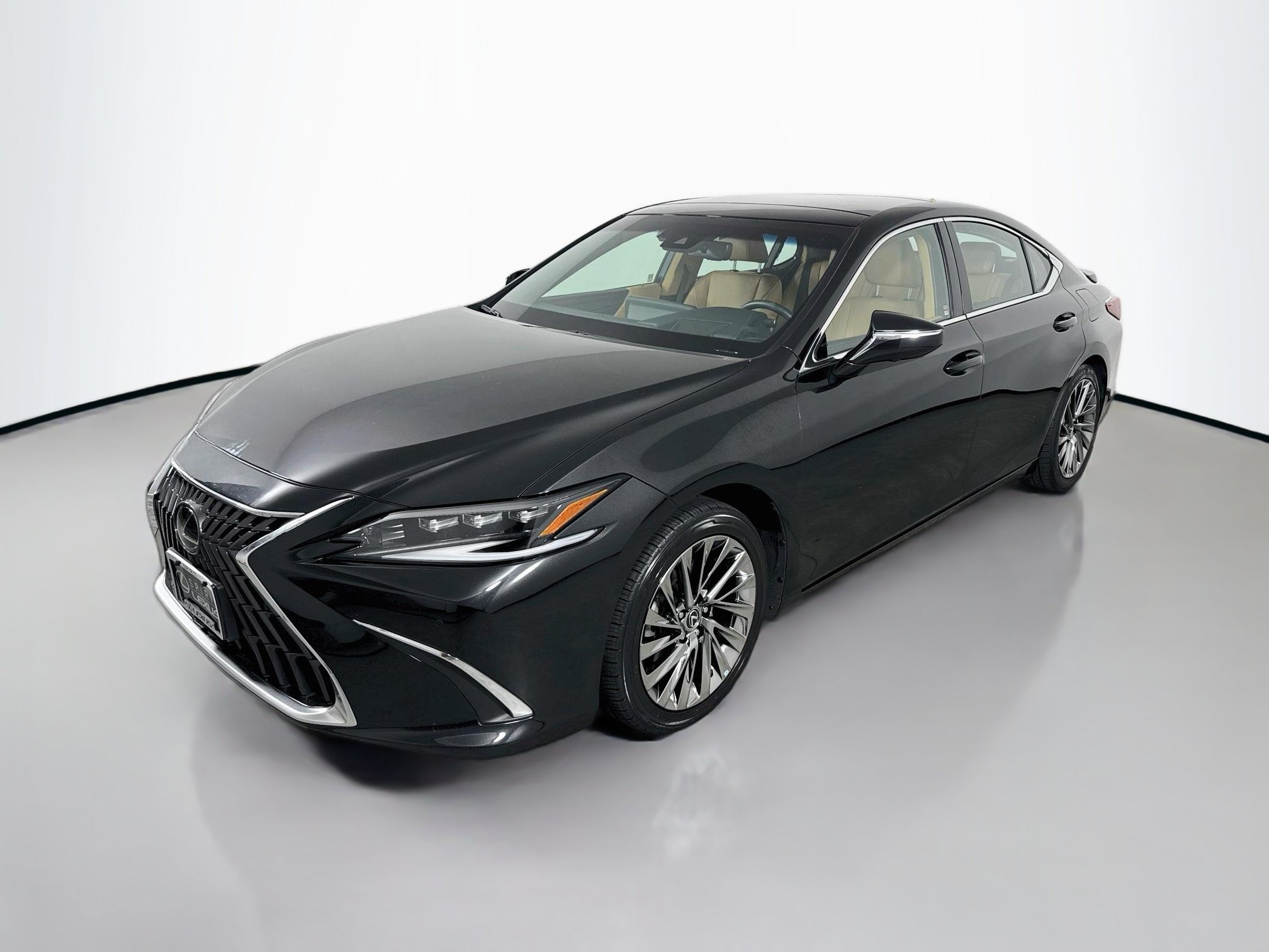 Used 2024 Lexus ES 350 Ultra Luxury w/ Accessory Package (Z2) FWD image 3