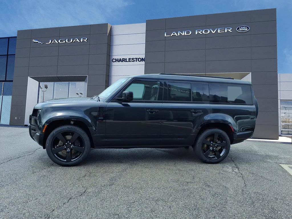 Used 2026 Land Rover Defender 130 X-Dynamic SE AWD/4WD image 2
