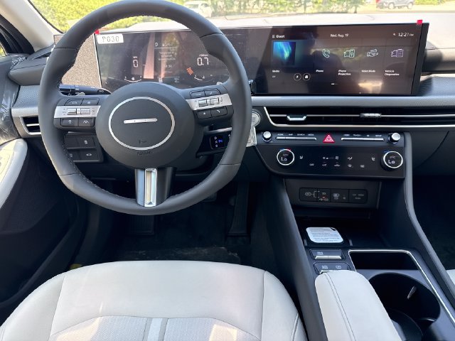 New 2026 Hyundai Sonata SEL FWD image 18