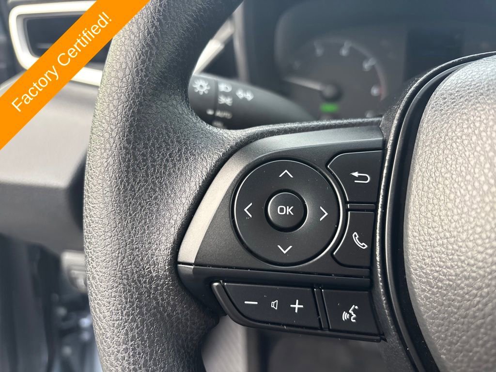 Used 2025 Toyota Corolla LE image 16